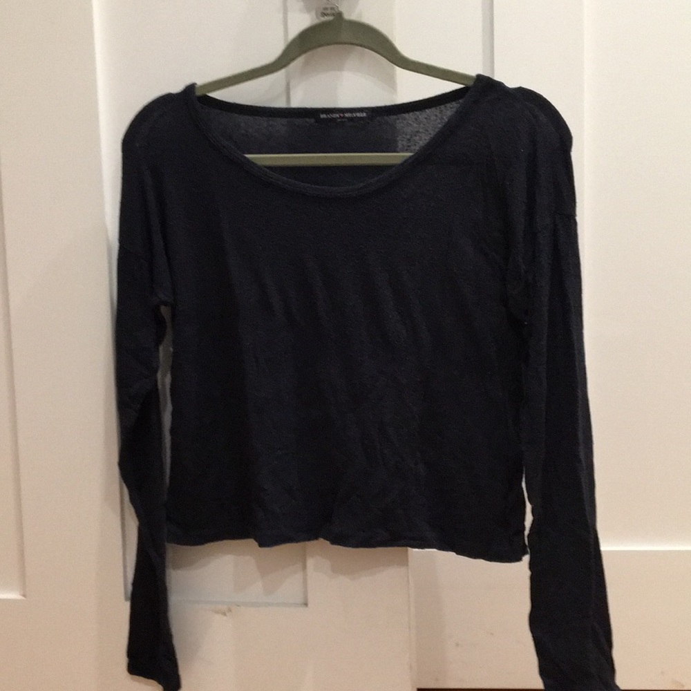 Cropped long sleeve shirt